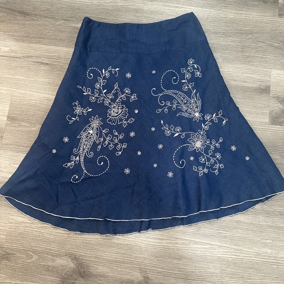 Nine & Co. Dresses & Skirts - Nine‎ & Company Women Chambray Floral Embroidered Linen Blend Western Skirt Sz 8